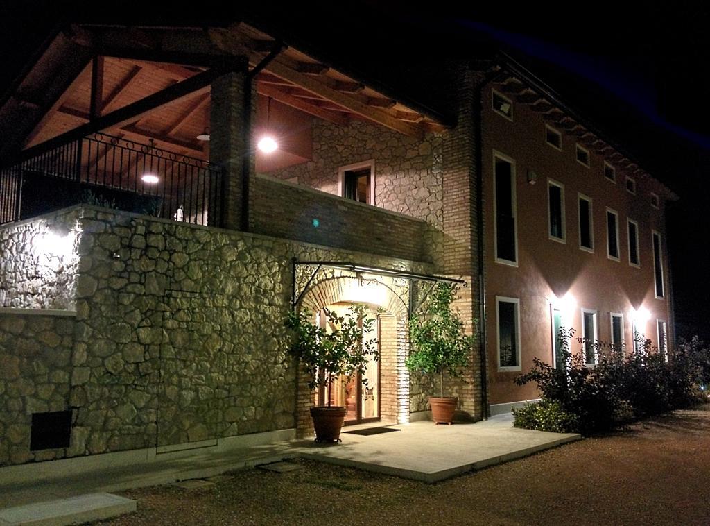 Ca' Dei Coci B&B San Martino Buon Albergo Exterior photo